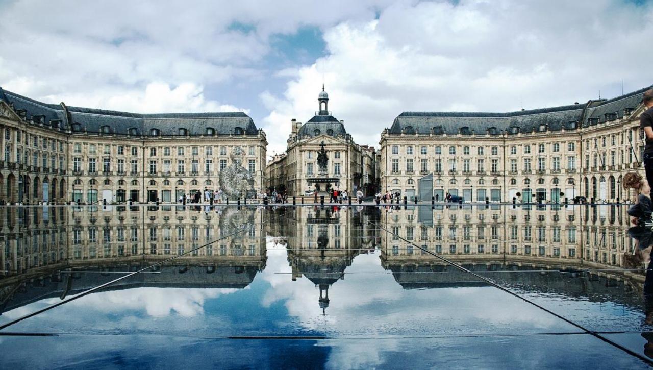 Gite A La Campagne Avec Jacuzzi Avensan Exterior foto